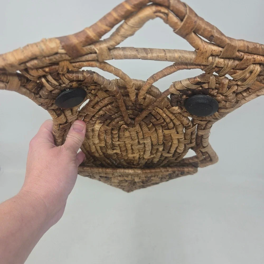 Vintage Woven Wicker Owl Wall Hanging Basket Boho Decor Natural Brown 16.5in